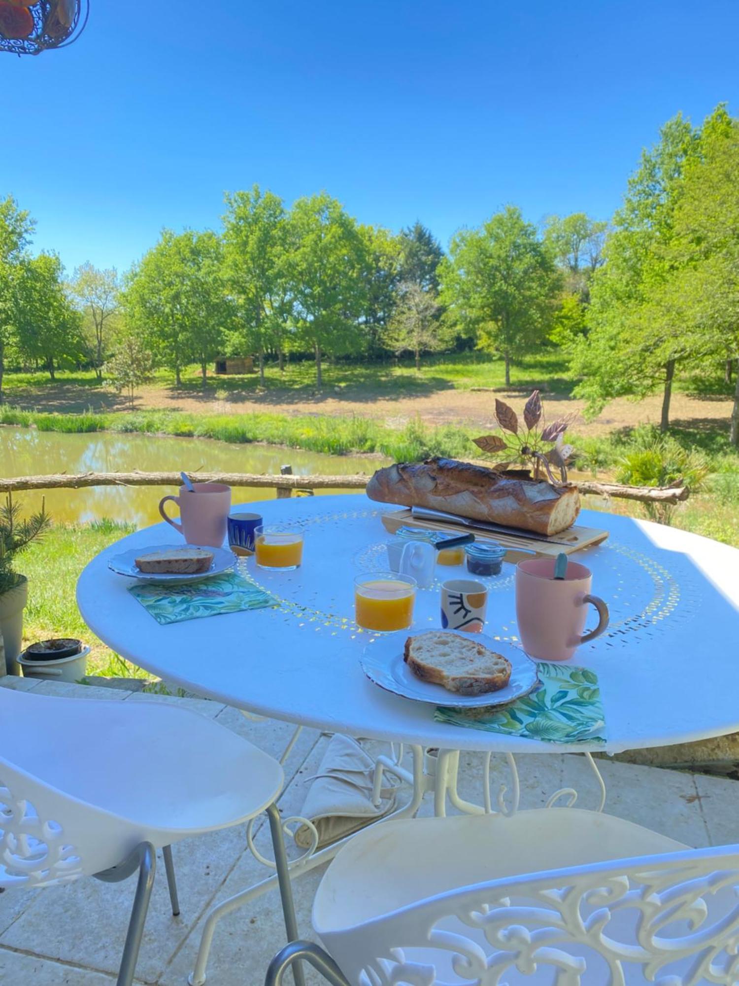 La Bastide Bed & Breakfast Armous-et-Cau Екстериор снимка